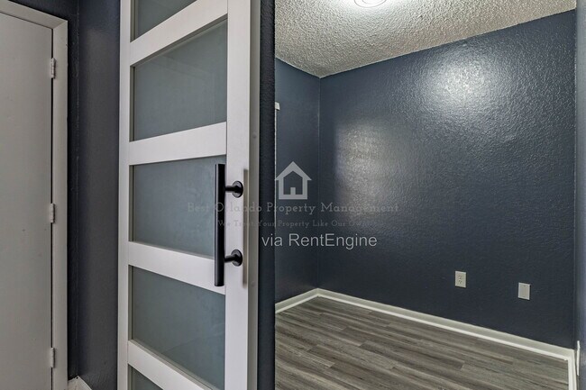 Building Photo - 748 Wyman Ct