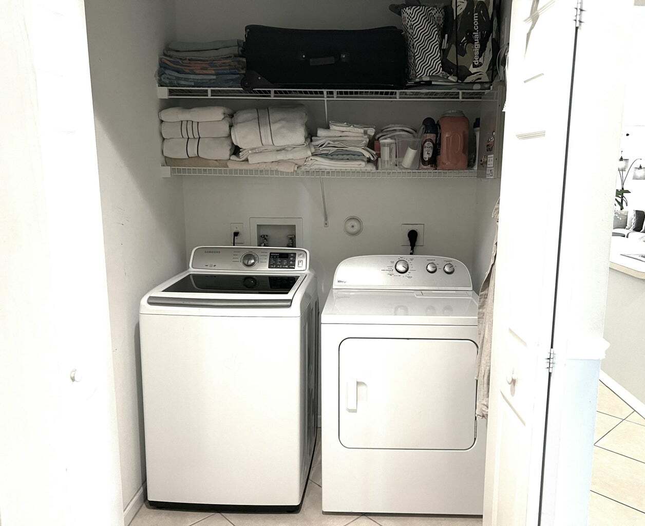 Building Photo - 10614 Lake Shore Dr