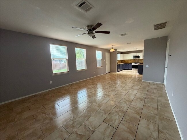 Building Photo - 4600 Mountain Oak St