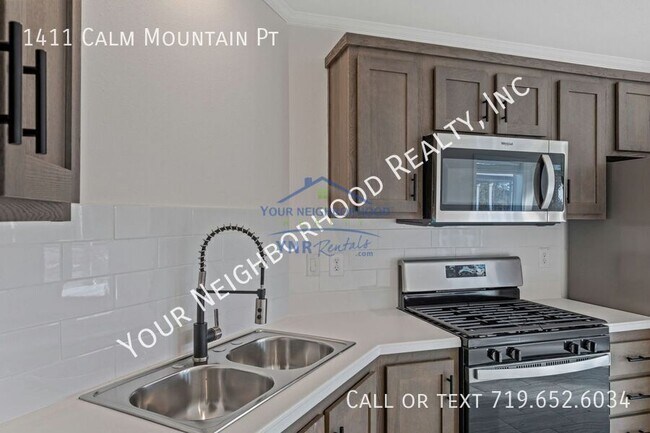 Building Photo - 1411 Calm Mountain Pt