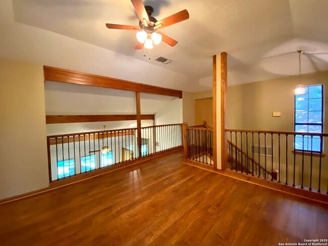 Building Photo - 8911 Shady Leaf