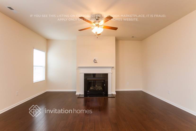 Building Photo - 186 Glastonbury Dr