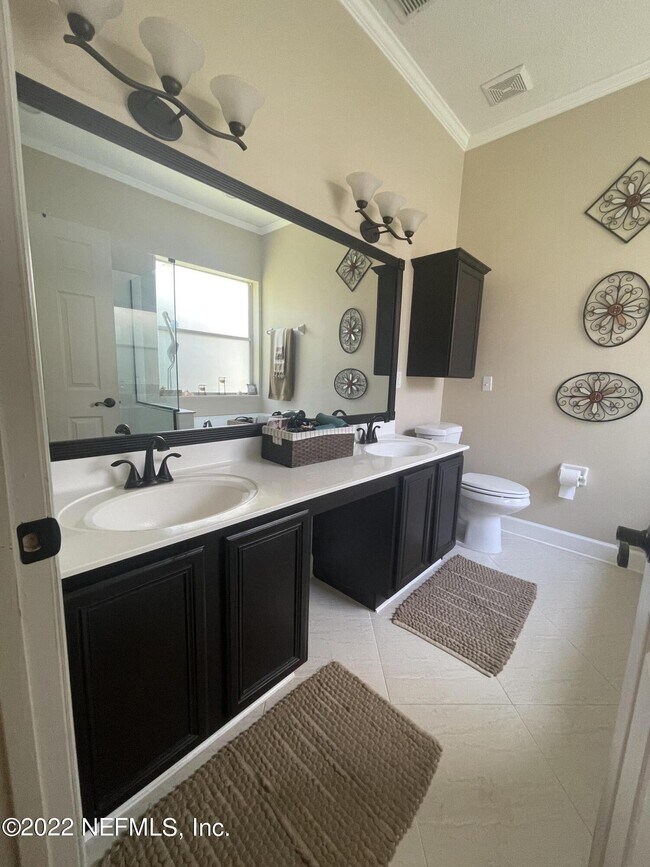 Building Photo - 204 Salt Grass Ct