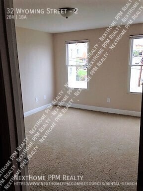 Building Photo - 32 Wyoming St