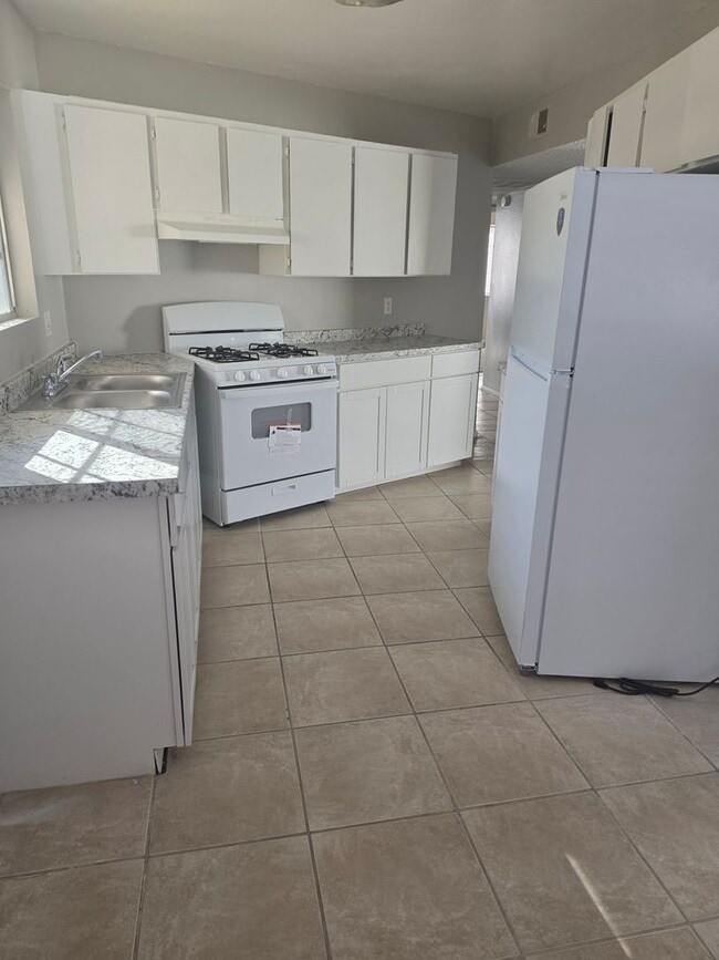 Building Photo - Beautiful 3bedroom/1 bath Home For Rent