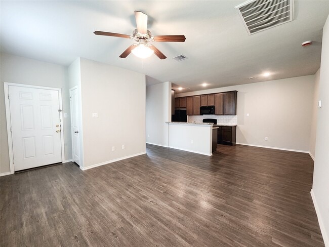 Building Photo - 26471 Joy Village Dr