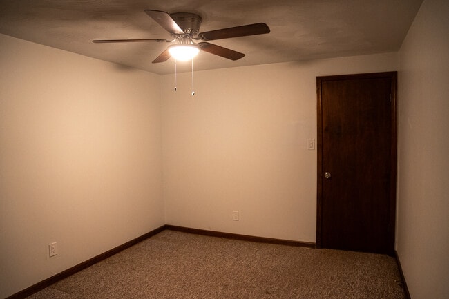 Building Photo - 4822 E Eddy Dr