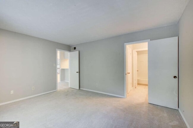 Building Photo - 805 Tuxworth Cir