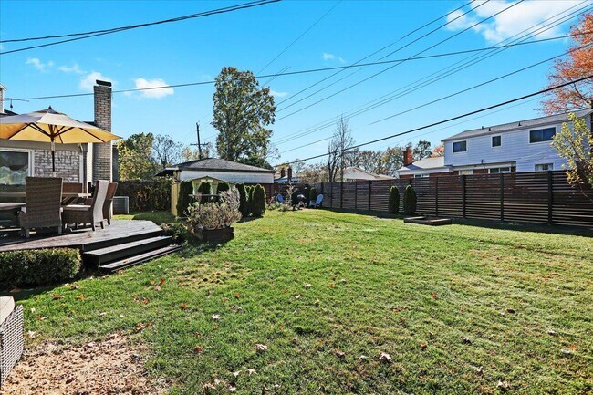 Building Photo - 29945 Everett St