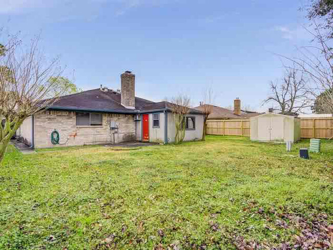 Building Photo - 3705 Downing Cir