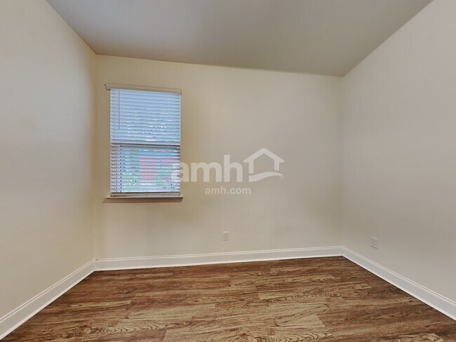 Building Photo - 120 County Rd S-18-537