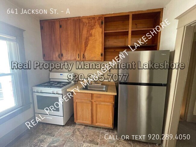 Building Photo - 641 Jackson St