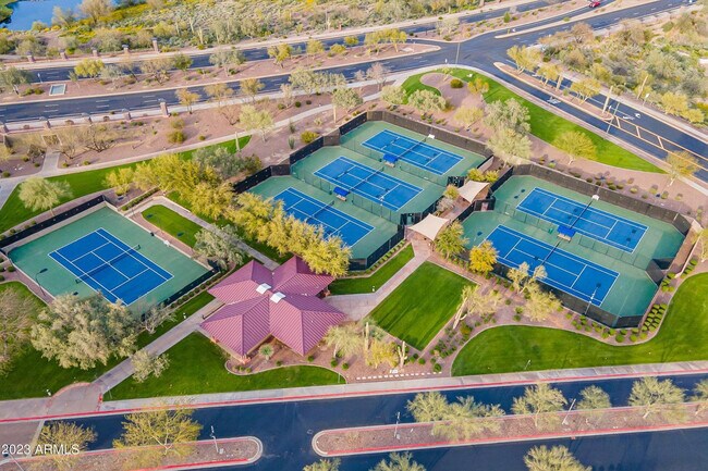 Building Photo - 43014 N Hudson Ct