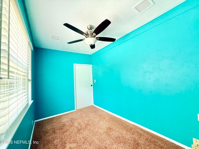 Building Photo - 1319 Azalea Dr