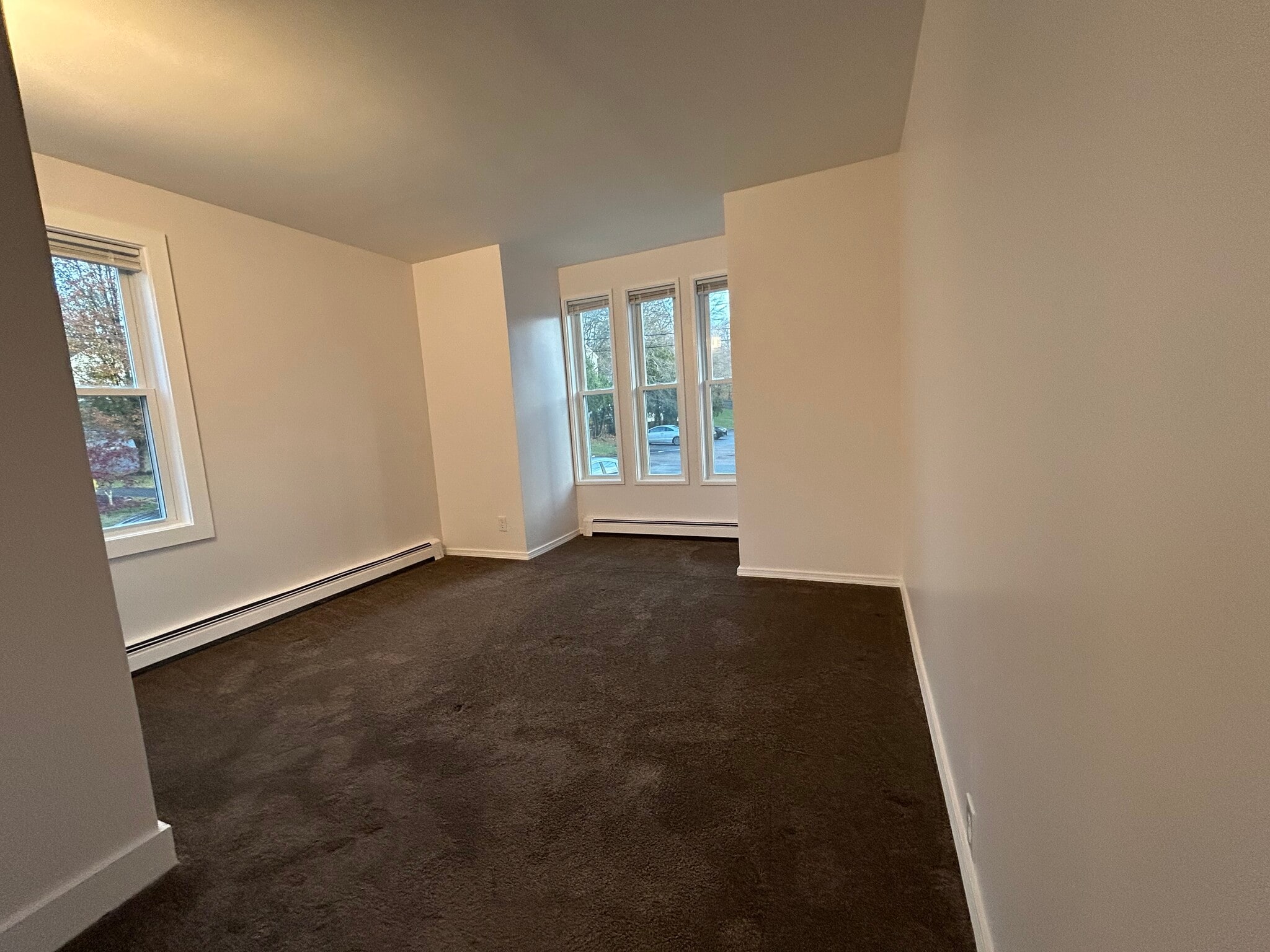 Building Photo - 12 Everett St