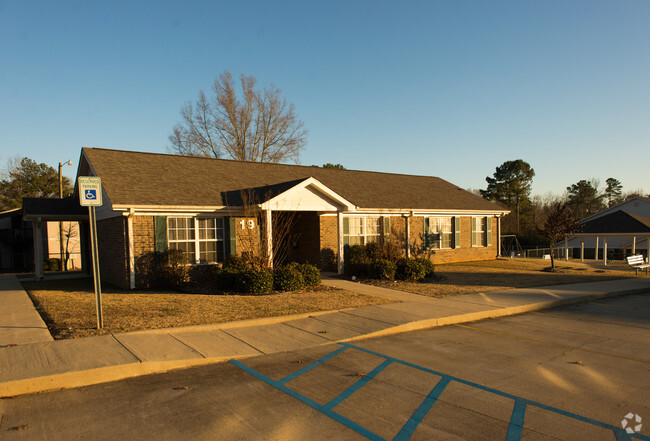 Primary Photo - Mountainside Apartments