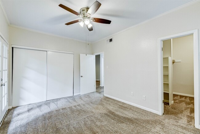 Building Photo - 2001 Bering Dr