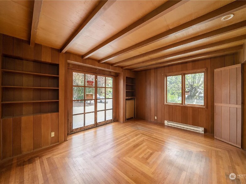 Building Photo - 403 N 3rd St