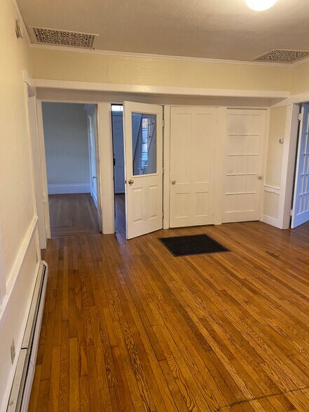 Building Photo - 175 Prospect St