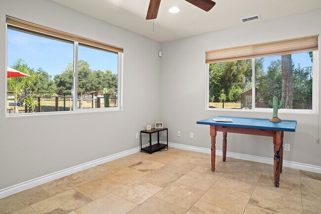 Building Photo - 2629 N Twin Oaks Valley Rd