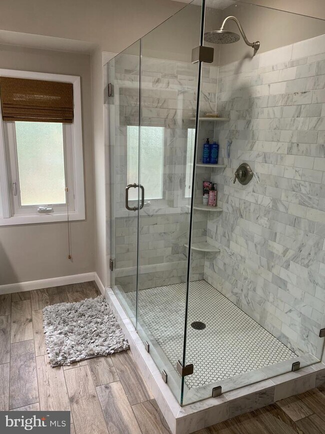 Building Photo - 15524 Royal Crescent Ct