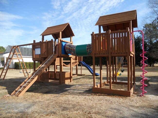 Building Photo - 226 Ryan Way