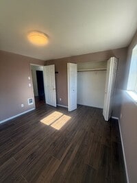 Building Photo - Beautiful West Eugene Home