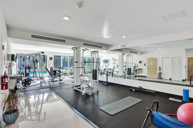 Building Photo - 16478 NE 27th Pl