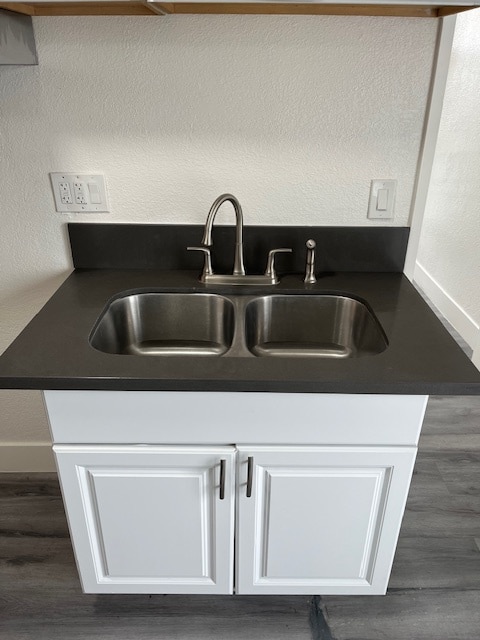 Building Photo - 423 E 82nd St