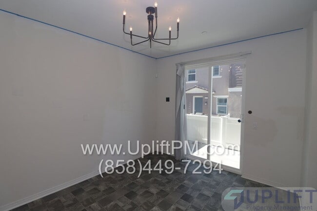 Building Photo - 36351 Elizabeth Ln