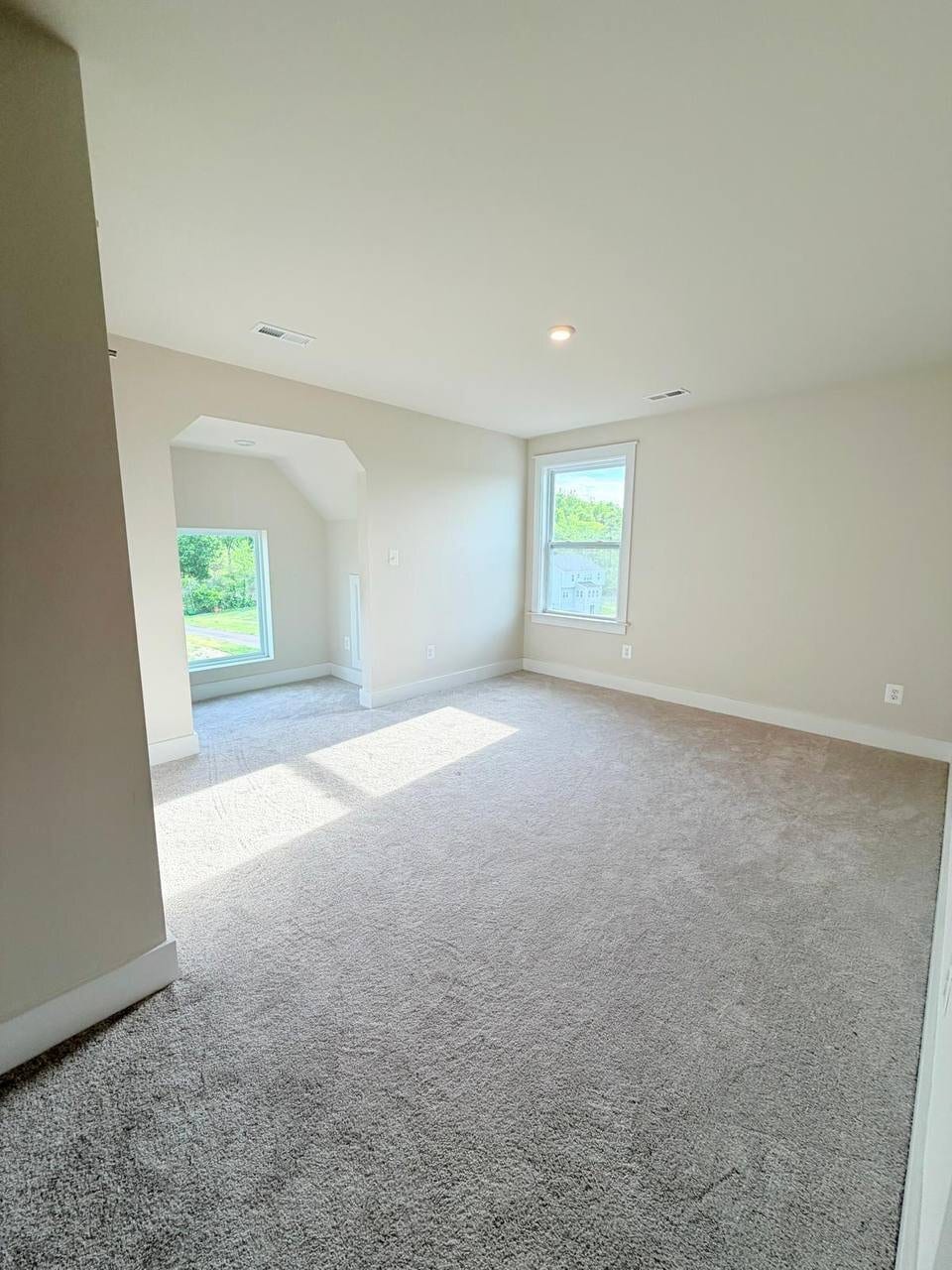 Building Photo - 9080 Piney Mountain Rd