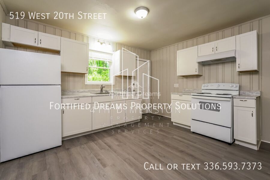 Building Photo - 519 W 20th St