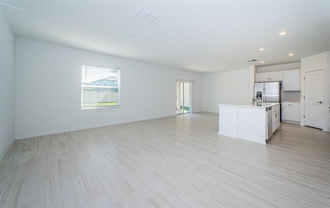 Building Photo - 22310 Blazing Star Run