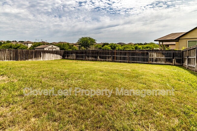 Building Photo - 512 Swift Move