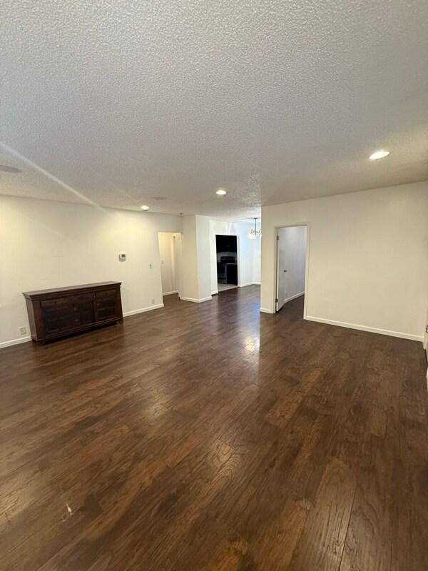 Building Photo - 874 S 90th St