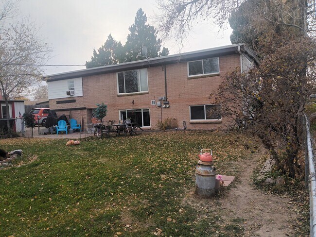 Building Photo - 6245 Margray Dr