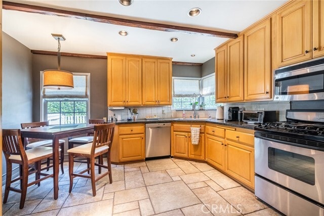 Building Photo - 1215 Oak Cir Dr