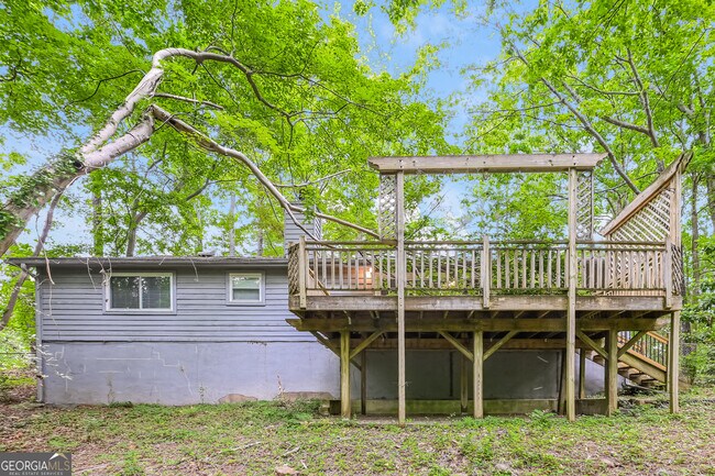 Building Photo - 540 Ansley Dr