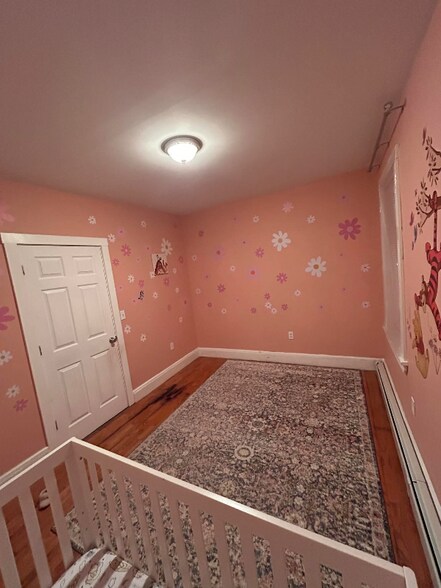 Building Photo - 219 Perkins St