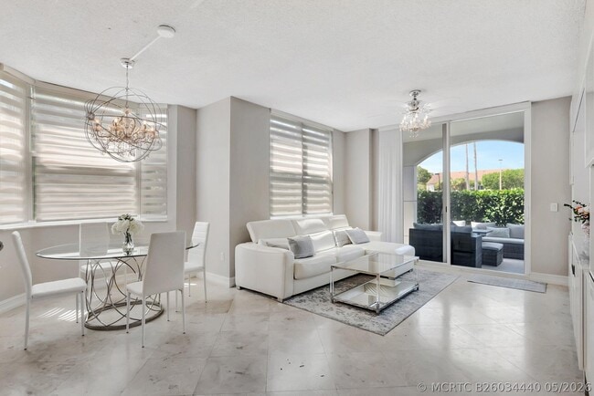 Building Photo - 3606 S Ocean Blvd