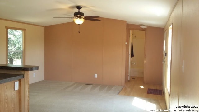 Building Photo - Very Cute 2/2 With Lake Access and Ammenities