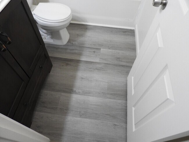 Building Photo - Three bedroom home