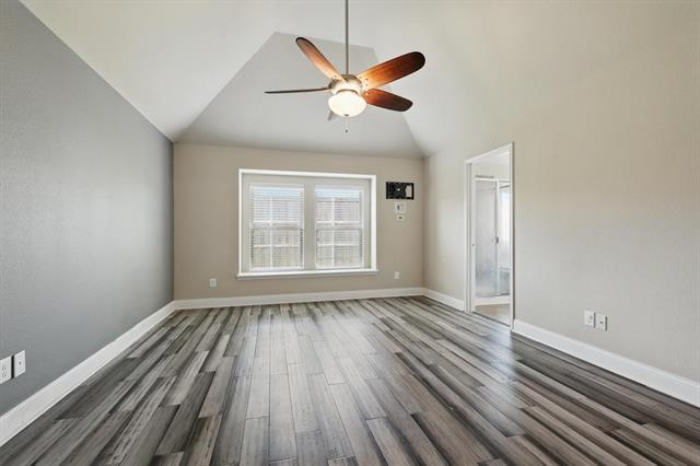 Building Photo - 1204 Villa Paloma Blvd