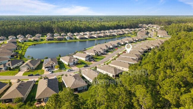 Building Photo - 383 St Vincent Dr