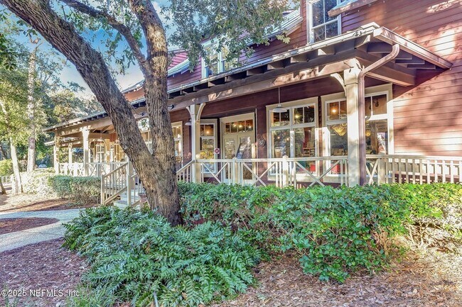 Building Photo - 426 Beachside Pl