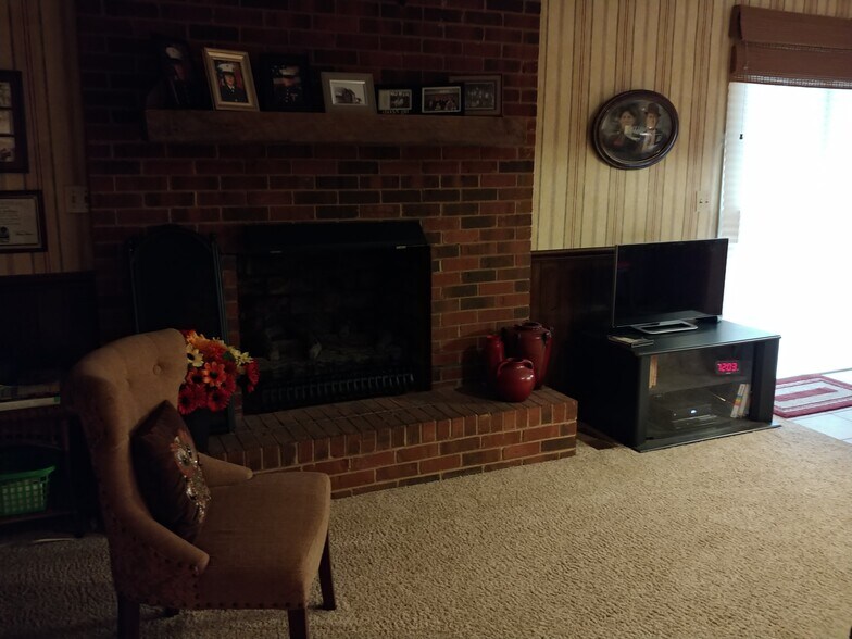 Building Photo - 1444 Simmons St