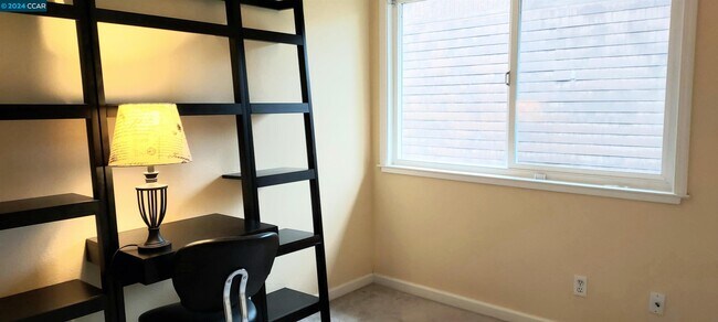 Building Photo - 3262 Marlene Dr