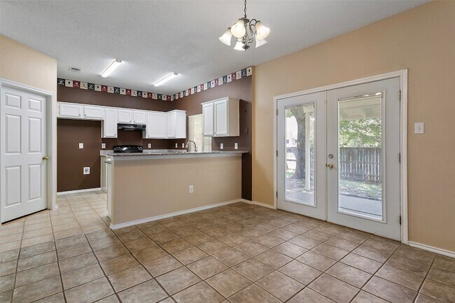 Building Photo - 7605 Bryce Canyon Dr W