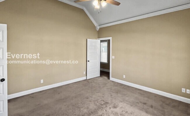 Building Photo - 8869 Wilson Creek Dr