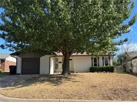 Building Photo - 13908 Jeffrey Dr